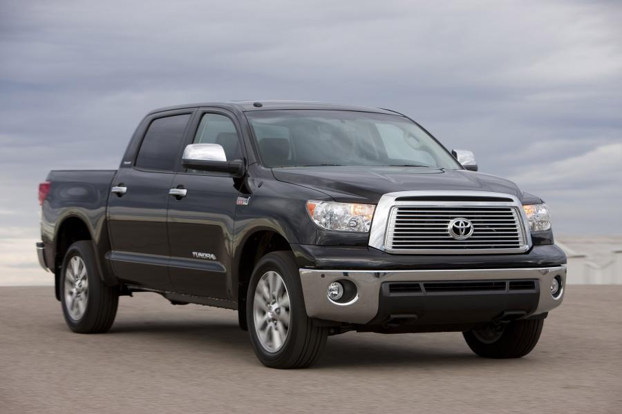  Toyota Tundra CrewMax Platinum Package 2010 года  (фото 28 из 32)